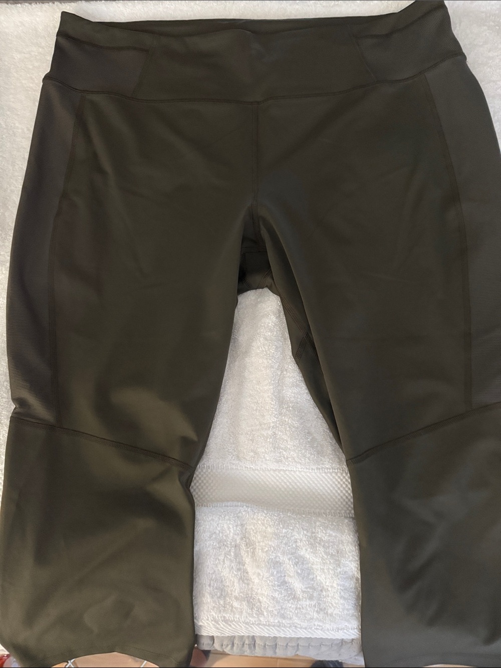 tek gear Olive Green Cropped Active Leggings